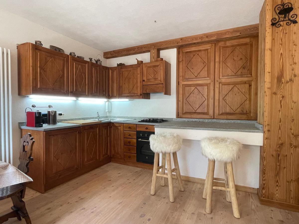 Courmayeur~Navetta Gratuita Per Il Centro+Impianti Exterior photo
