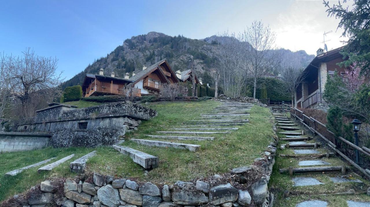 Courmayeur~Navetta Gratuita Per Il Centro+Impianti Exterior photo